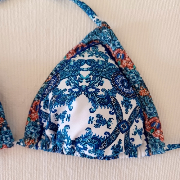 VENUS Enchantress Bikini Set, size 4 - Picture 8 of 15